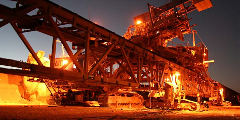 Imacec minero registra caída de 6% en enero de 2022