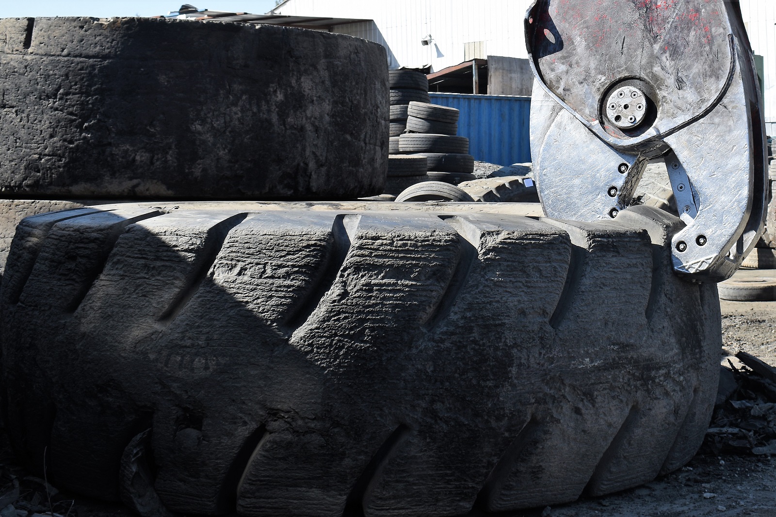 Antofagasta: planta de trituración de neumáticos mineros entra a evaluación ambiental