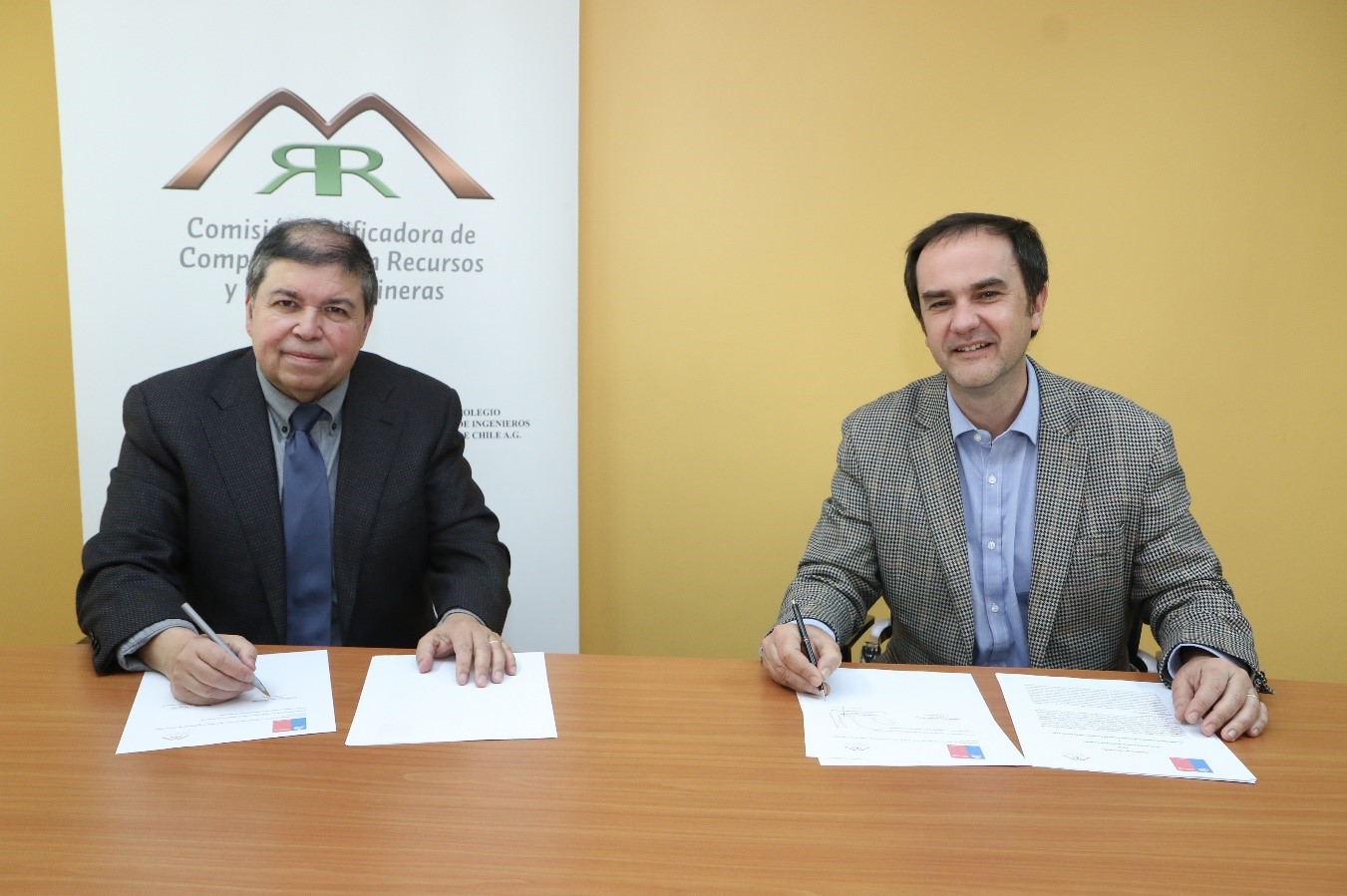 Comisión Minera firma convenio de cooperación con Sernageomin