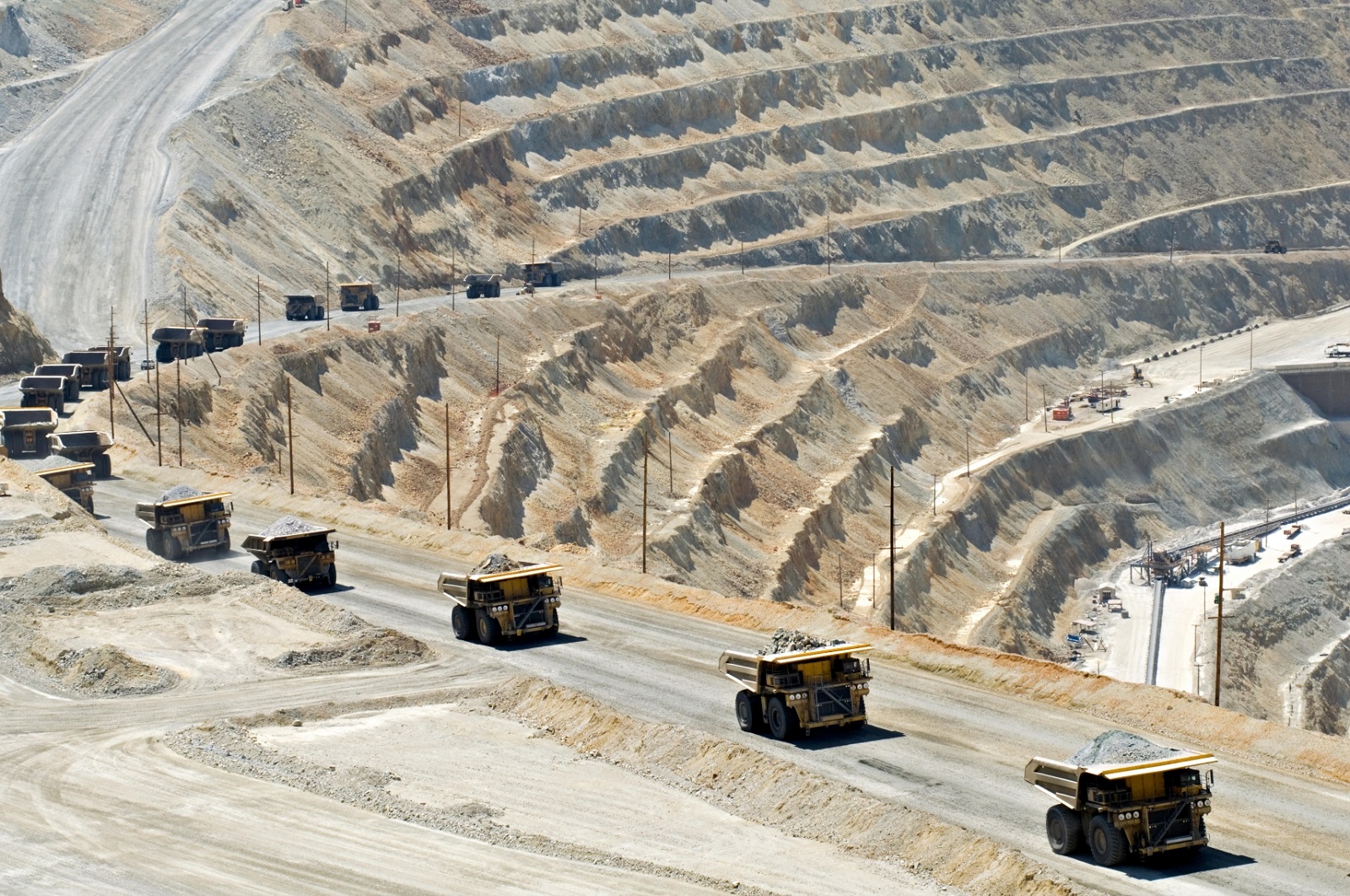 Sernageomin: En trimestre julio – septiembre 2021, dotación de trabajadores en minería alcanzó cifras históricas