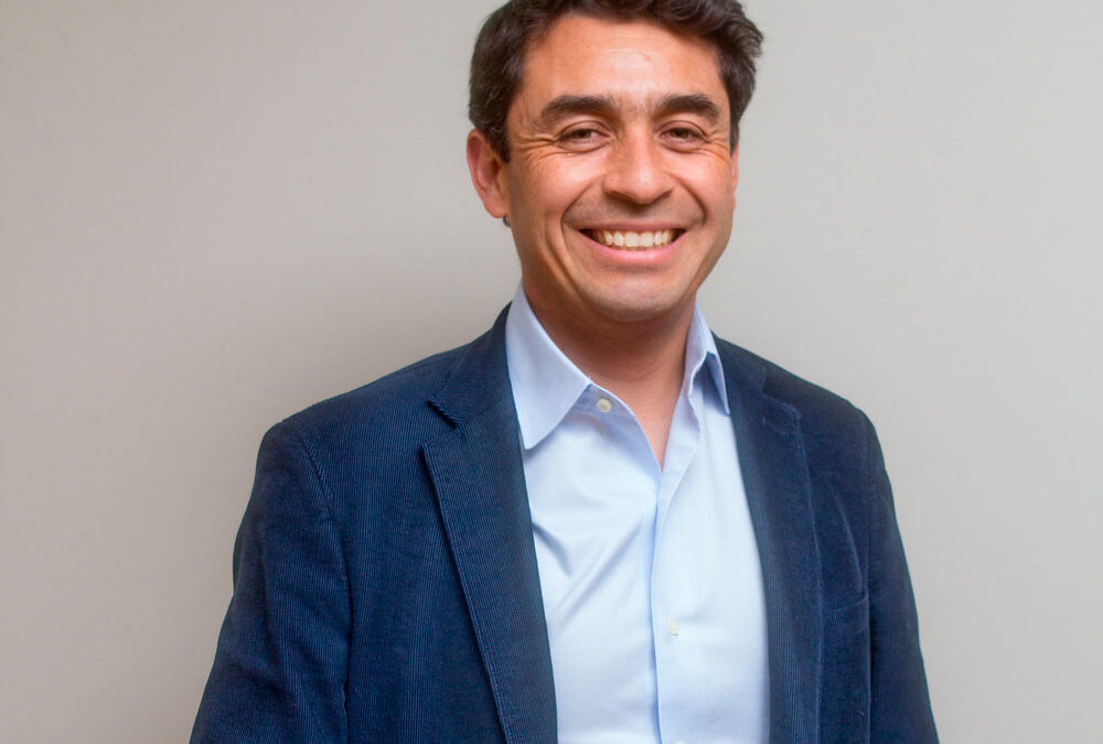 Alejandro  Inzunza, socio de Symnetics