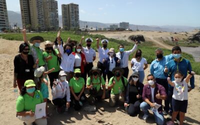 Copec y Fundación Kennedy firman convenio para asegurar conservación de humedal urbano en Antofagasta
