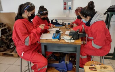 Finaliza programa para capacitar a mujeres en la minería impulsado por Fundación Chile