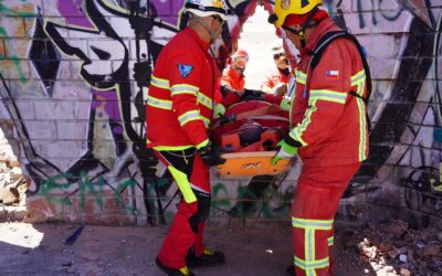 Trabajadores de El Abra donan equipos de rescate y entrenan a Organización SAR Chile