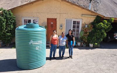 Caserones entrega estanques acumuladores de agua a vecinos de Tierra Amarilla