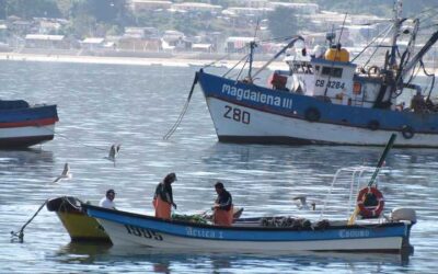 Codelco Ventanas realiza convenio de apoyo a pescadores
