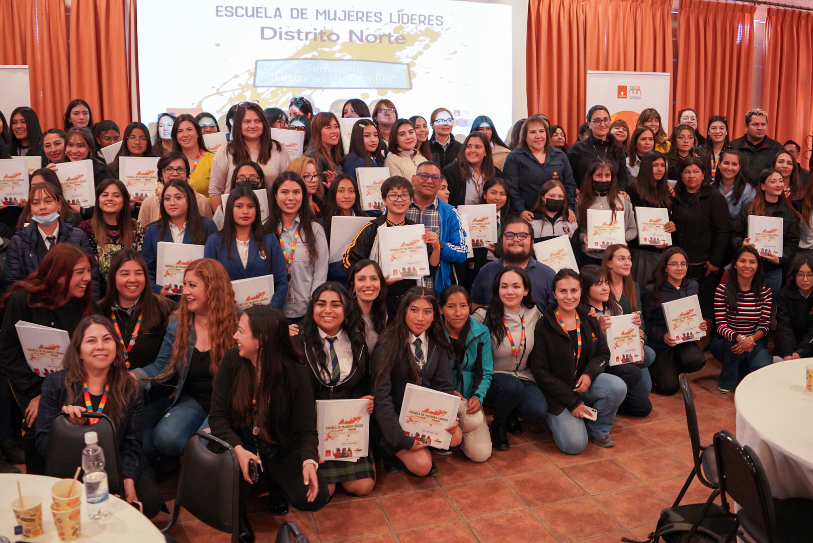 Escuela de Mujeres Líderes de Codelco Distrito Norte realiza nuevo encuentro