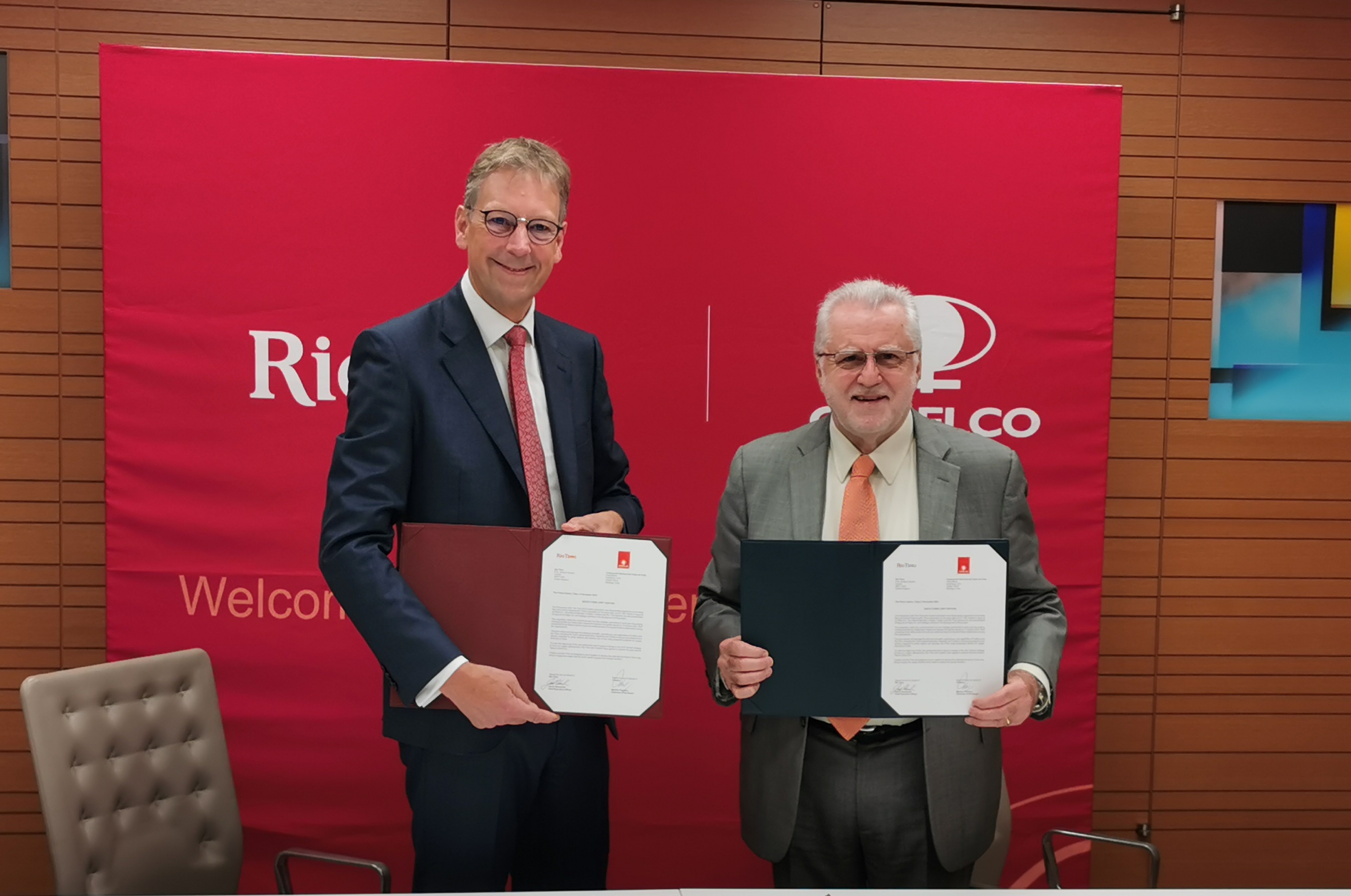 Codelco y Rio Tinto formalizan su asociación estratégica en Tokio
