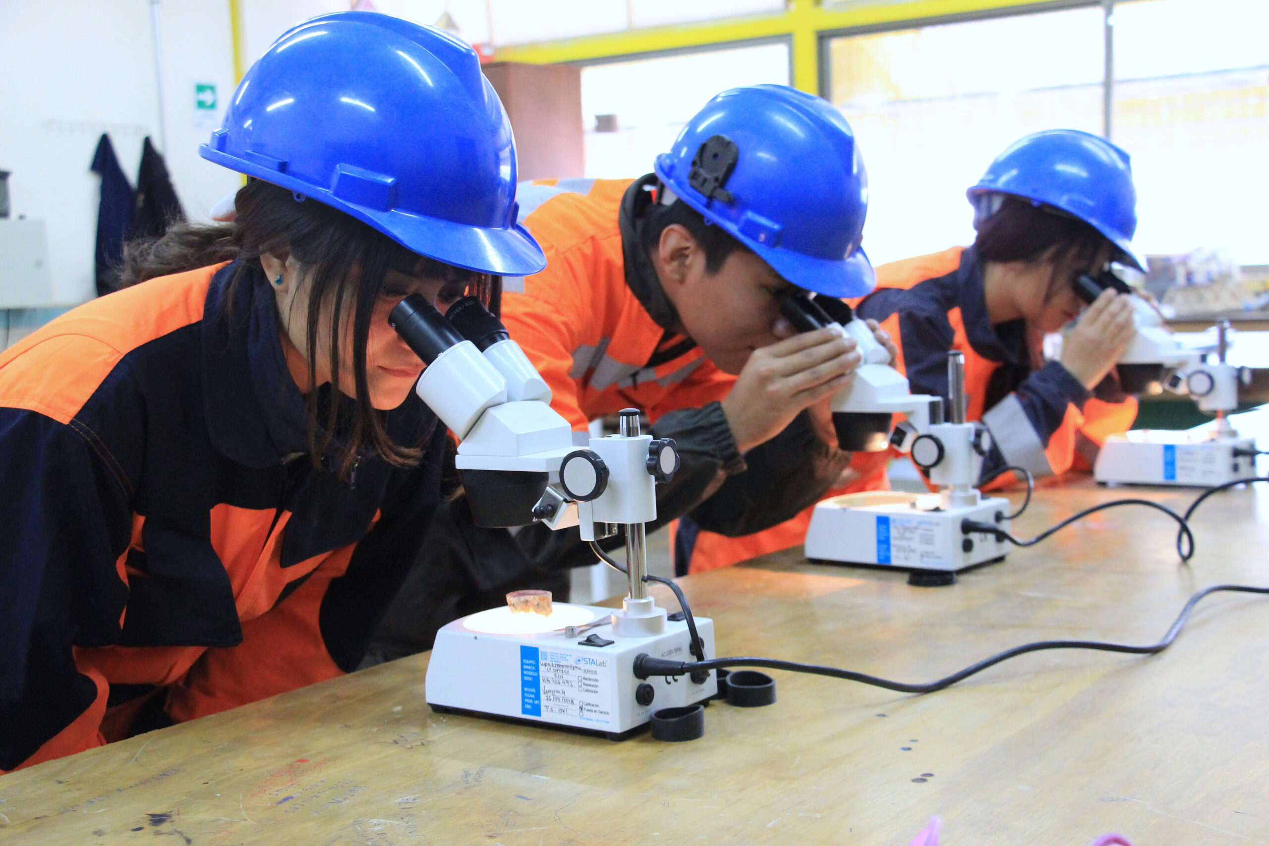 Feria Técnico-Profesional Don Bosco_03
