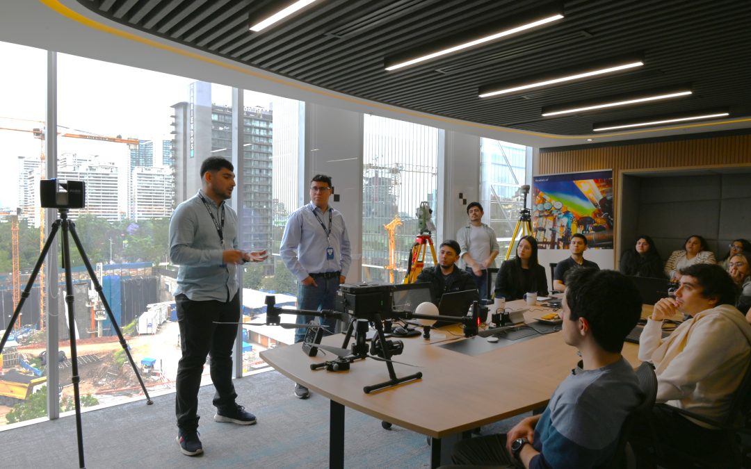 Syntec dicta taller de geomensura y topografía a equipos de Proyectos y Soporte