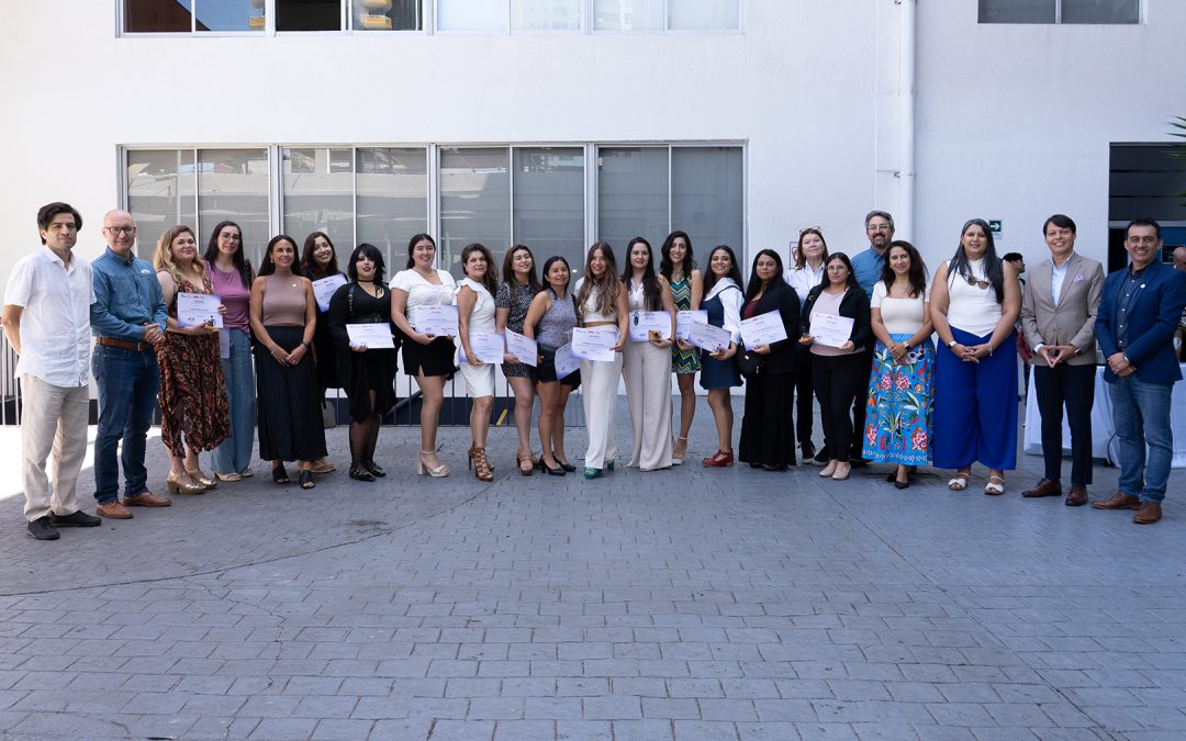 Sierra Gorda SCM fortalece el emprendimiento femenino a través de su programa Profémina