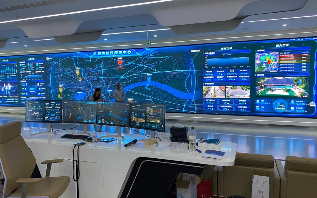 Conecta Ingeniería firma alianza con empresa china para impulsar IA industrial en Chile